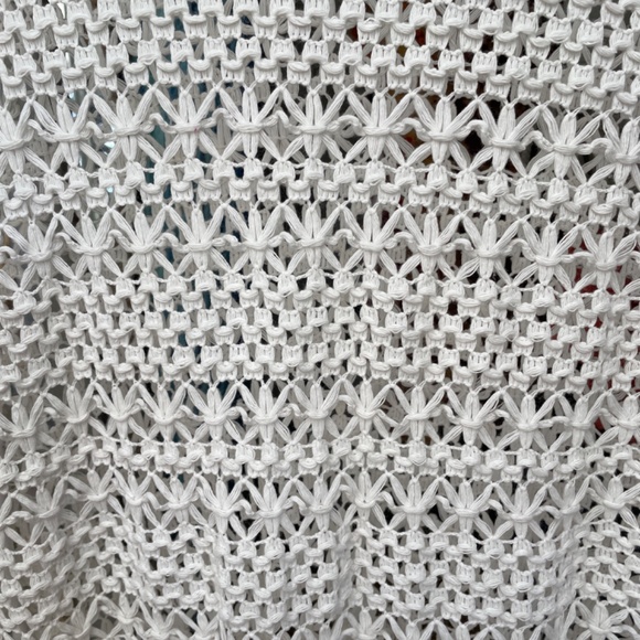 Lacy sweater - Picture 4 of 4